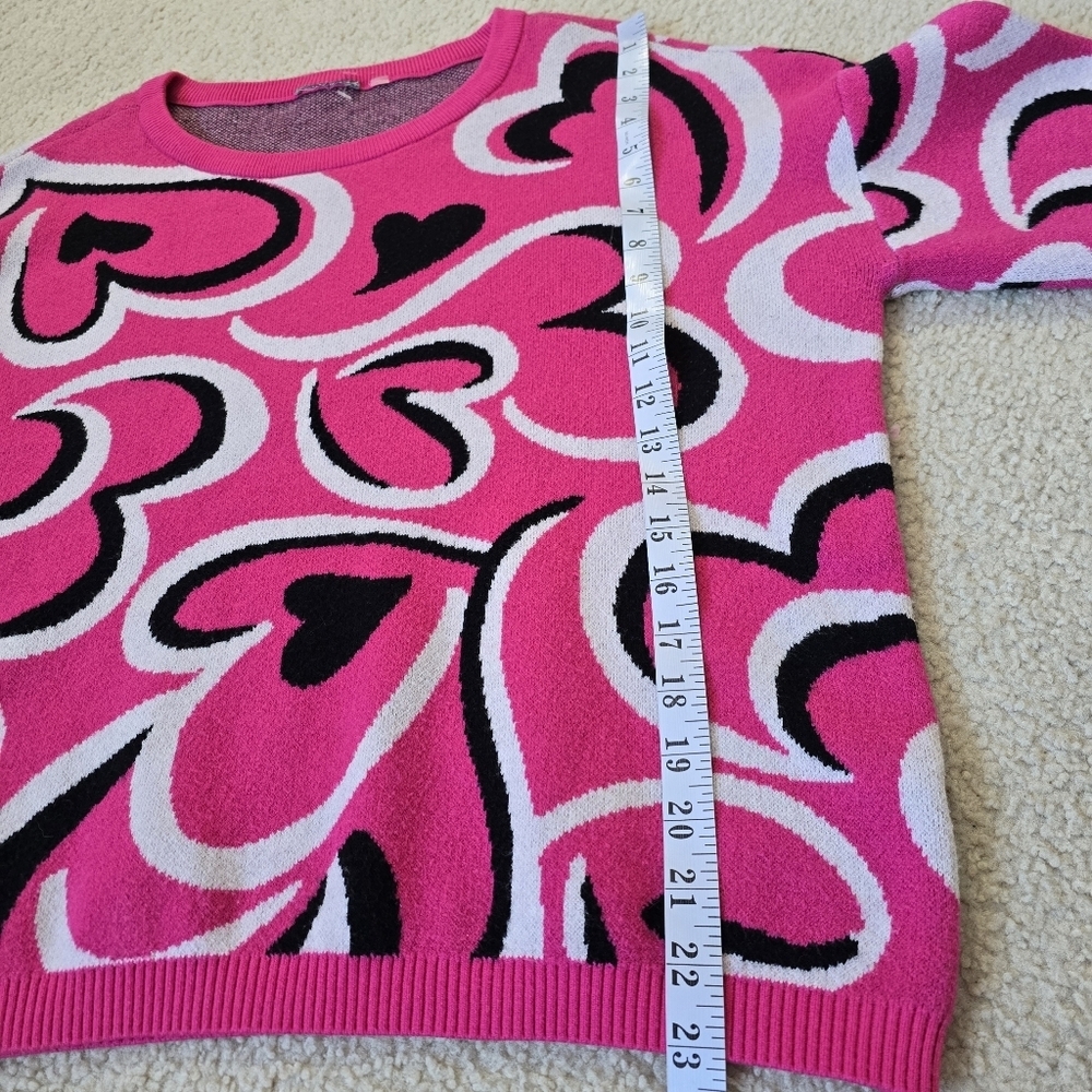 Hot Pink Heart Graphic Sweater – Size Large/XL - Picture 4 of 6